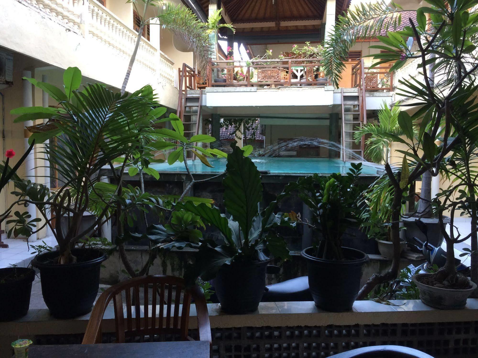 Rita Za 2* Kuta (Bali)